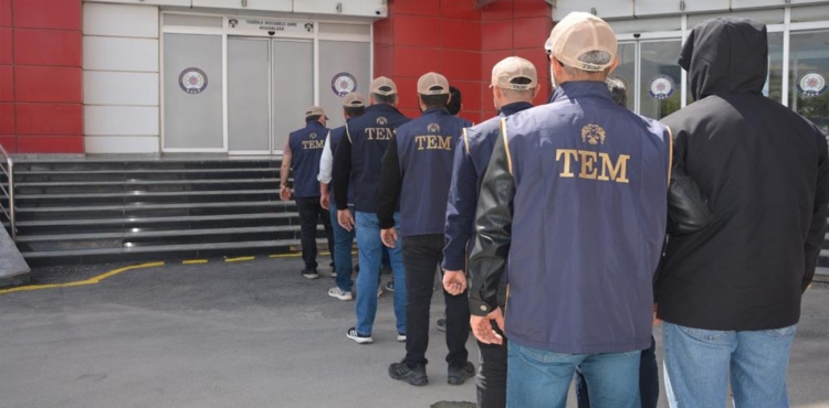 16 ilde FETÖ Operasyonu 23 Gözaltı
