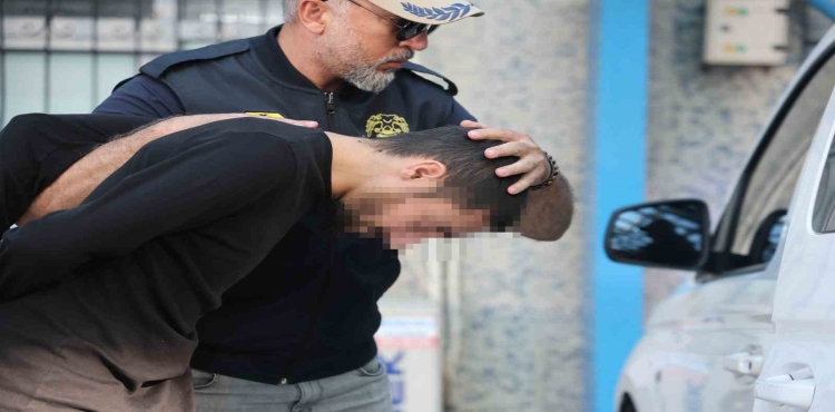 MİT Tarafından Yakalanan Deaş’ın Sözde Sorumlusu Tutuklandı?v=1
