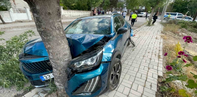 Karaman’da İki Aracın Karıştığı Kazada 1 Kişi Yaralandı?v=1
