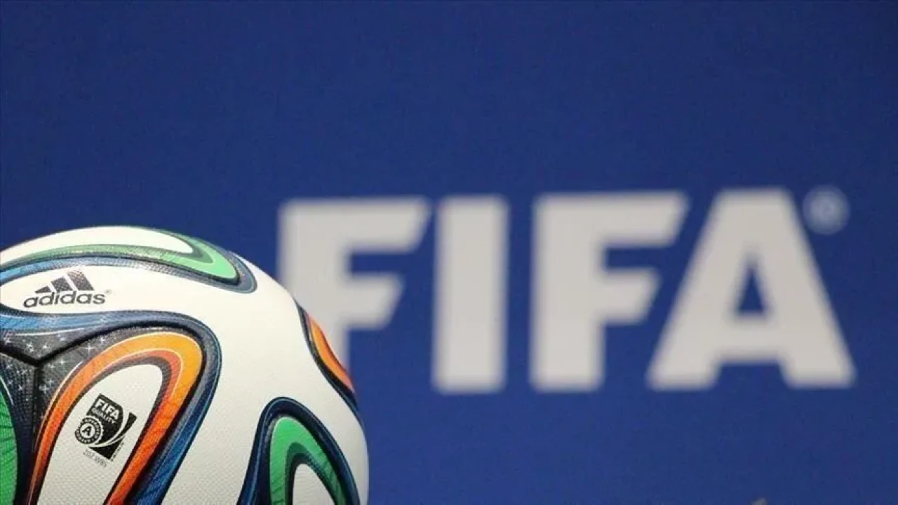 FIFA'dan 4 Türk Kulübüne Transfer Yasağı İçlerinde Süper Lig Takımı da Var